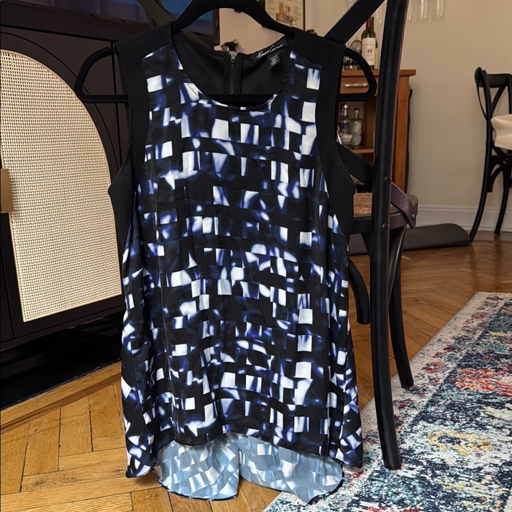 Kenneth Cole Sleeveless Geometric Pattern Top